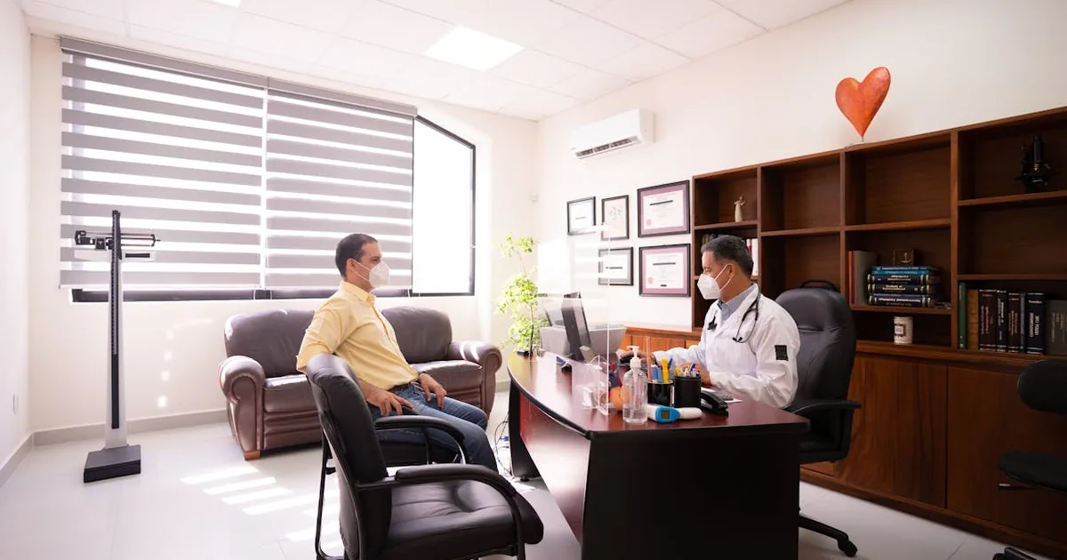 Vitamina K2 MK7: Esencial para la Salud Ósea y Absorción de Calcio